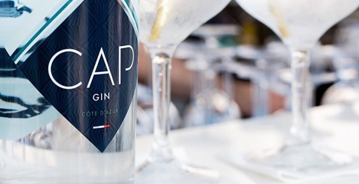 KICK START SUMMER WITH CAP GIN | GIVE CLASSIC GIN COCKTAILS THE RED CARPET TREATMENT