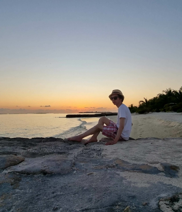 HOW TO BEST EXPLORE A NEW TRAVEL DESTINATION