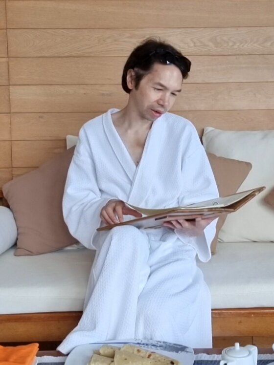 MY ULTIMATE LIFESTYLE HACKS THAT’LL IMPROVE YOUR WELLBEING AND HAPPINESS