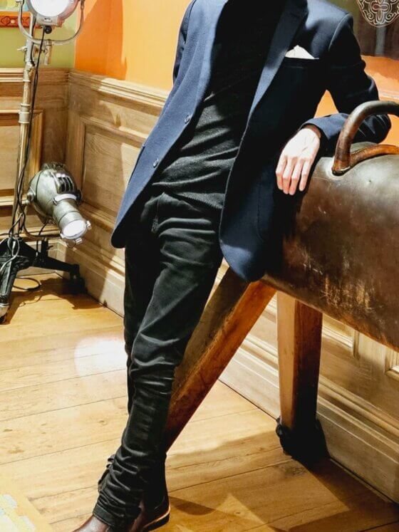 A BEGINNERS GUIDE HOW TO USE STYLE WITH CONFIDENCE TO EXPRESS YOURSELF