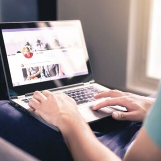 HOW DO LUXURY CONNOISSEURS LIKE TO SAVE MONEY