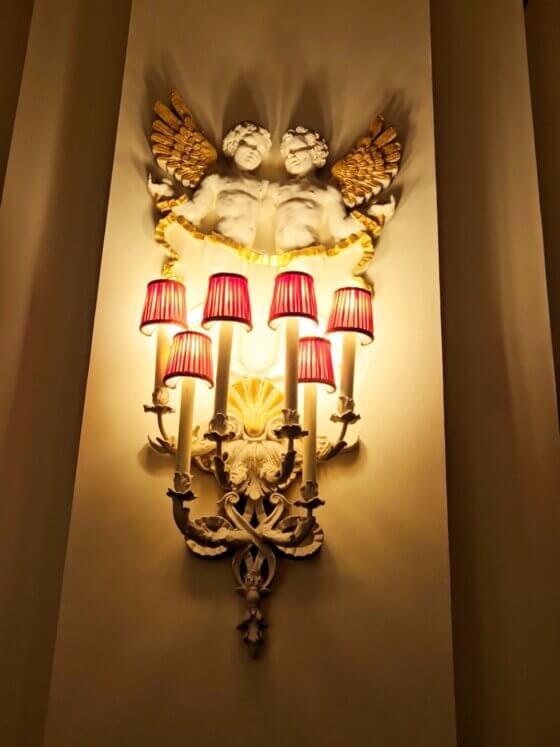 6 WAYS TO GIVE YOUR HOME THE LUXURY TOUCH