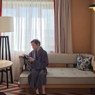 COST PER WEAR: WHY TIMELESS ACCESSORIES ARE YOUR SMARTEST STYLE INVESTMENT