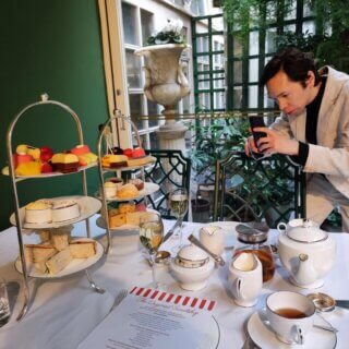 A GUIDE TO EFFECTIVE ACCESSORISING AS A GENT