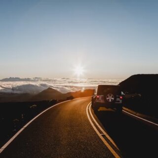 5 THINGS YOU SHOULD NEVER DO WHEN BUYING A USED CAR